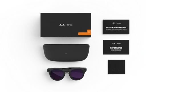 OAKLEY META  HSTN SMART GLASSES