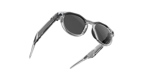 OAKLEY META  HSTN SMART GLASSES